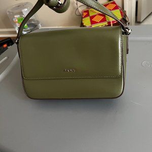 Green purse